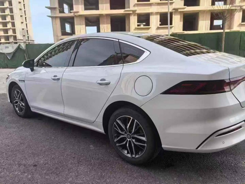 保定23年比亚迪秦7