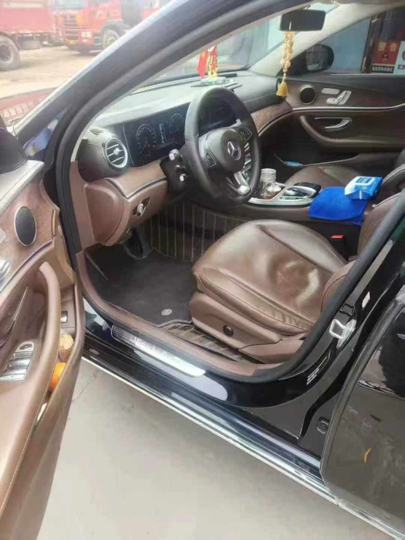 保定18年奔驰E5