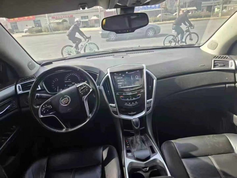 保定14年凯迪拉克SRX5