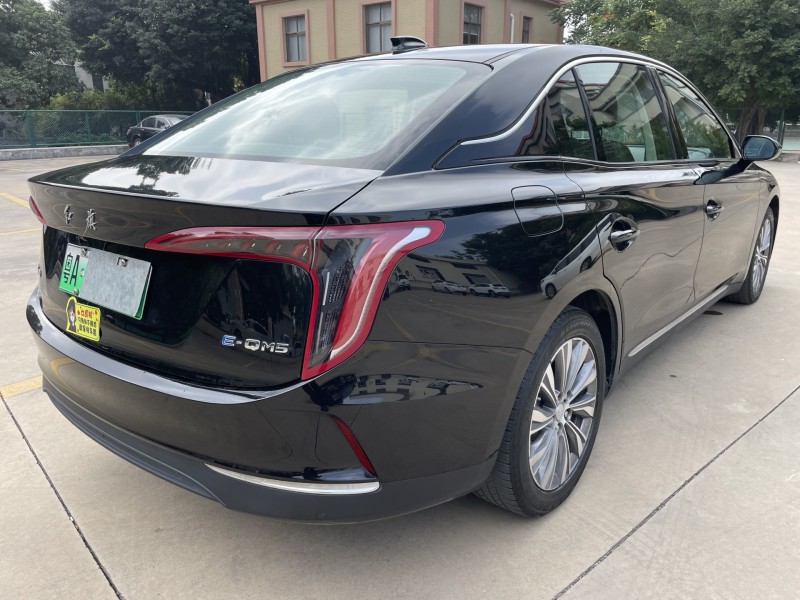 中山25年红旗E-QM54