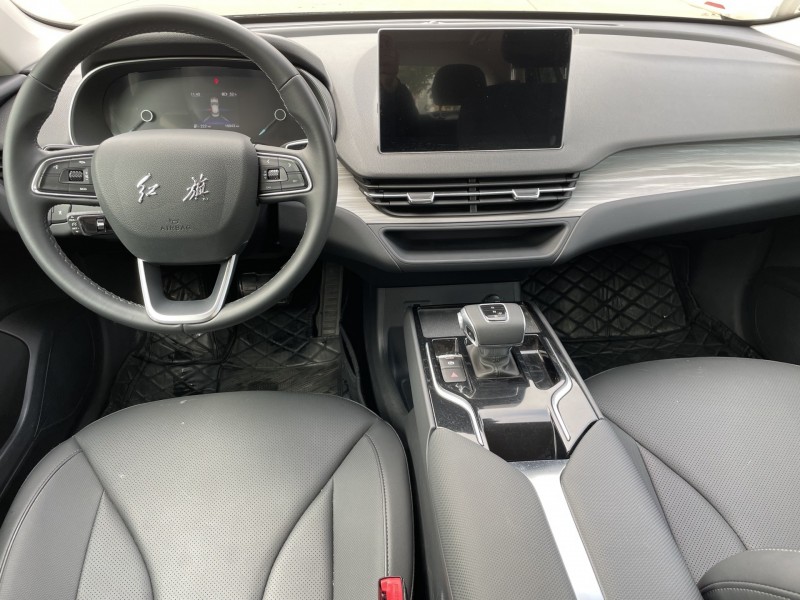 中山25年红旗E-QM57