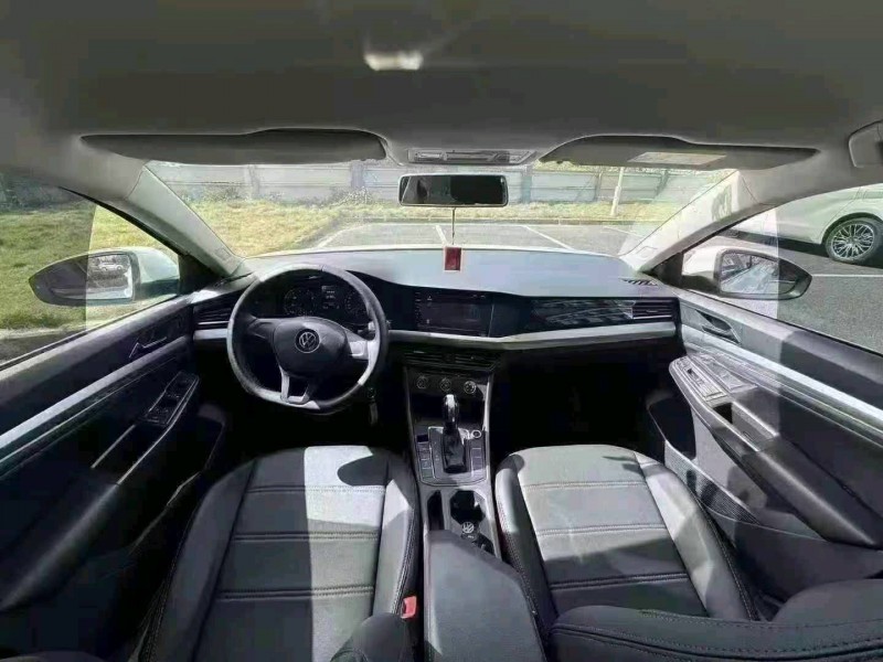 广州21年大众宝来4