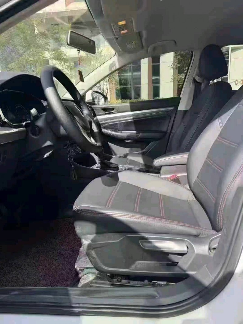 广州21年大众宝来5