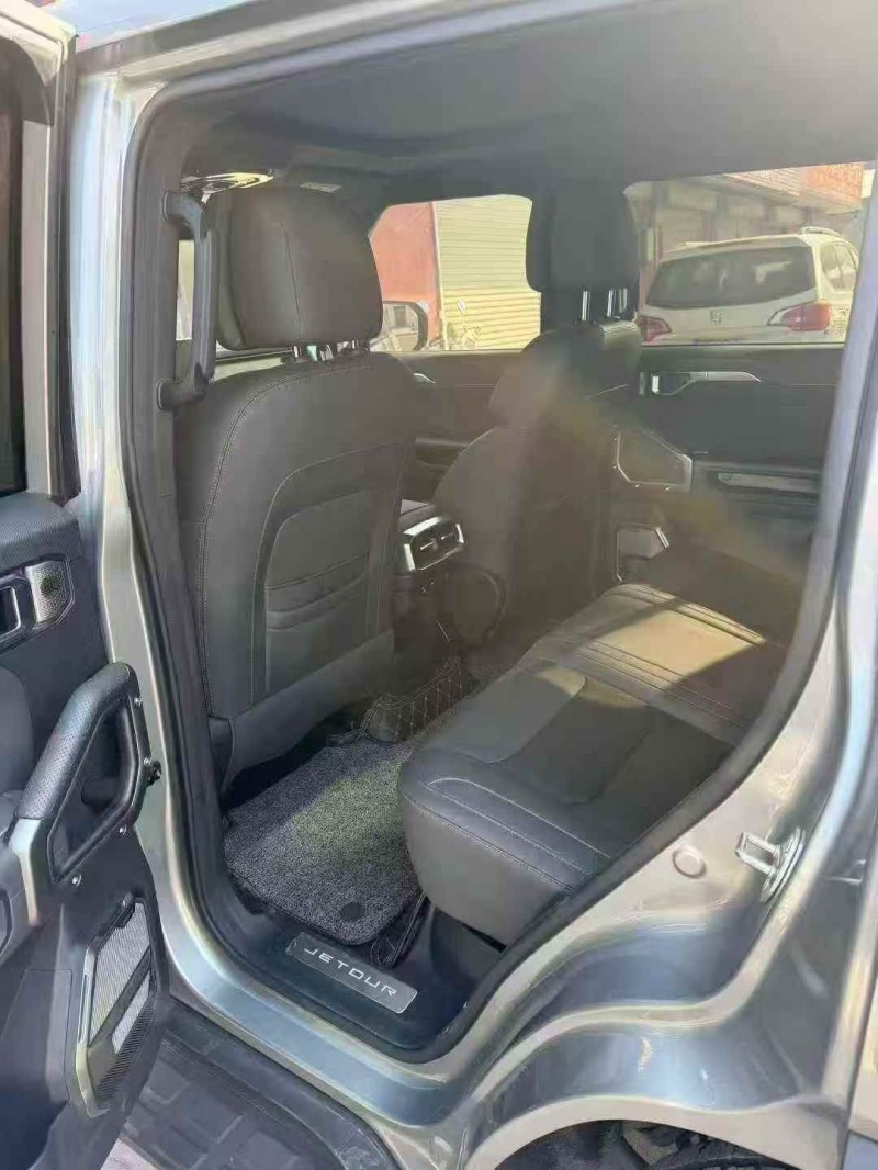 平顶山25年奇瑞捷途5