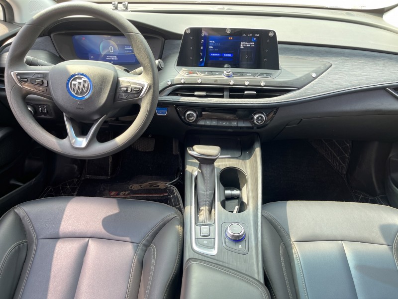 中山24年别克微蓝7