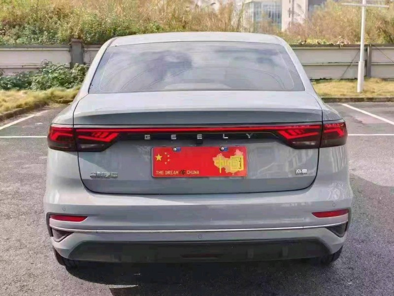 广州23年吉利帝豪7