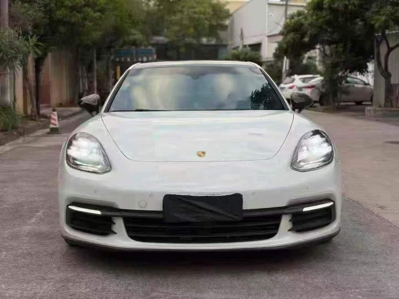 广州19年保时捷帕拉梅拉1