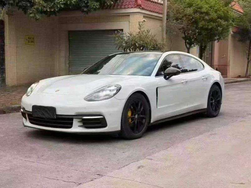 广州19年保时捷帕拉梅拉3