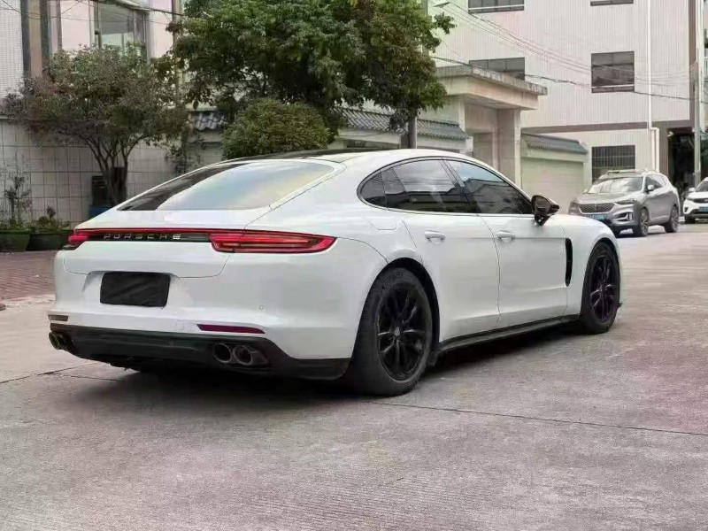 广州19年保时捷帕拉梅拉5