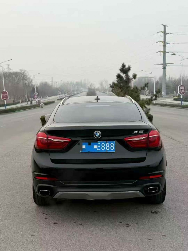 东营16年宝马X19