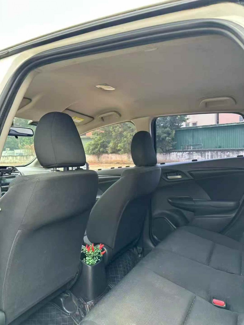 广州17年本田飞度8