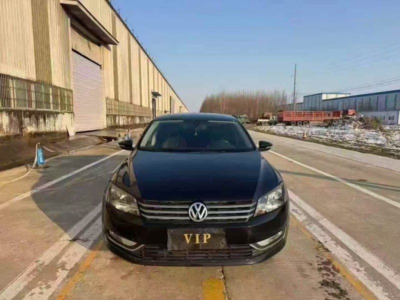 菏泽13年大众帕萨特1
