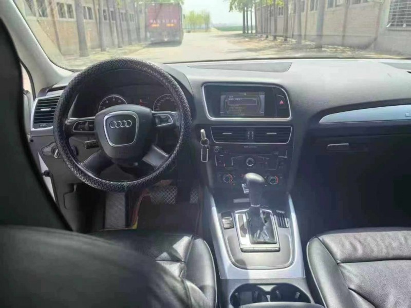 保定13年奥迪Q54