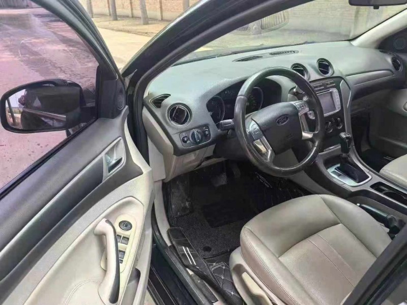 保定14年福特蒙迪欧4