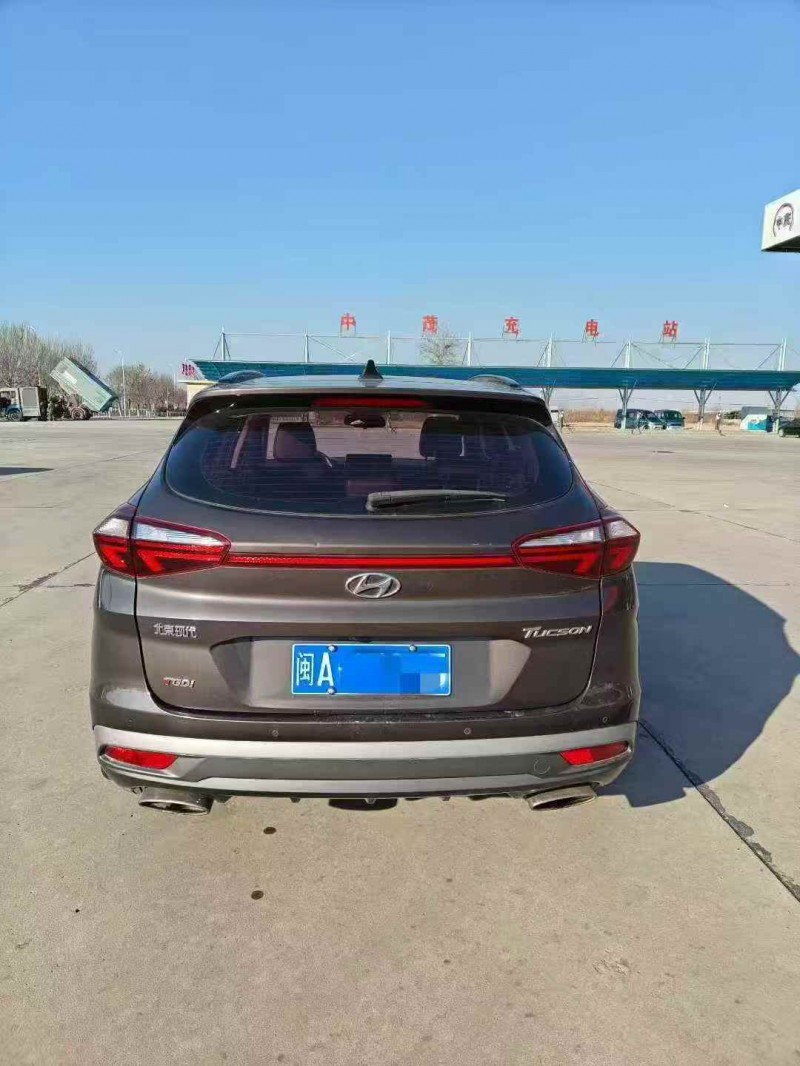 南平20年现代途胜9