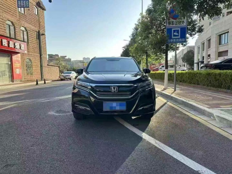 广州17年本田URV1