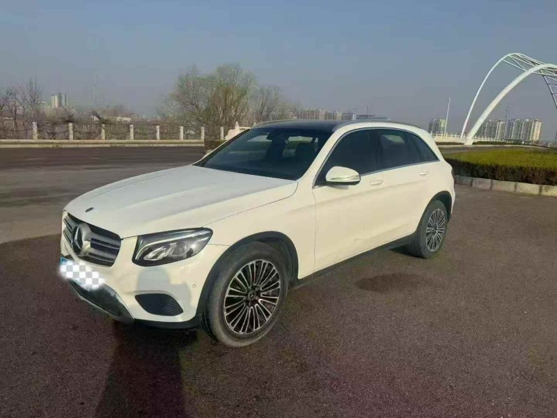 东营19年奔驰GLC2