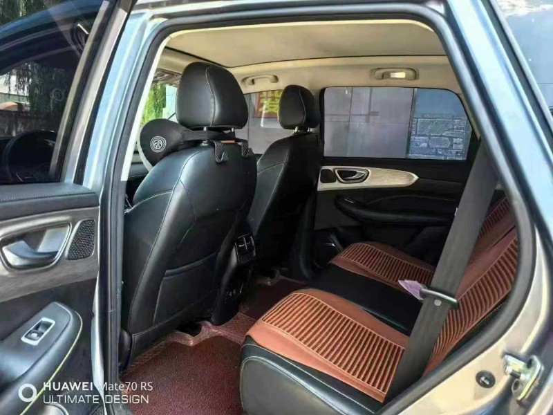 保定21年荣威RX55