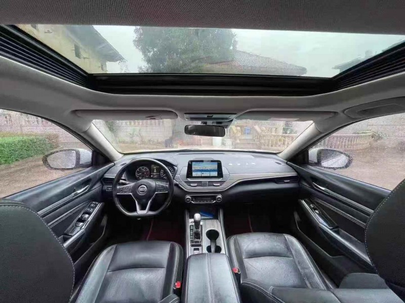 湛江21年日产天籁5