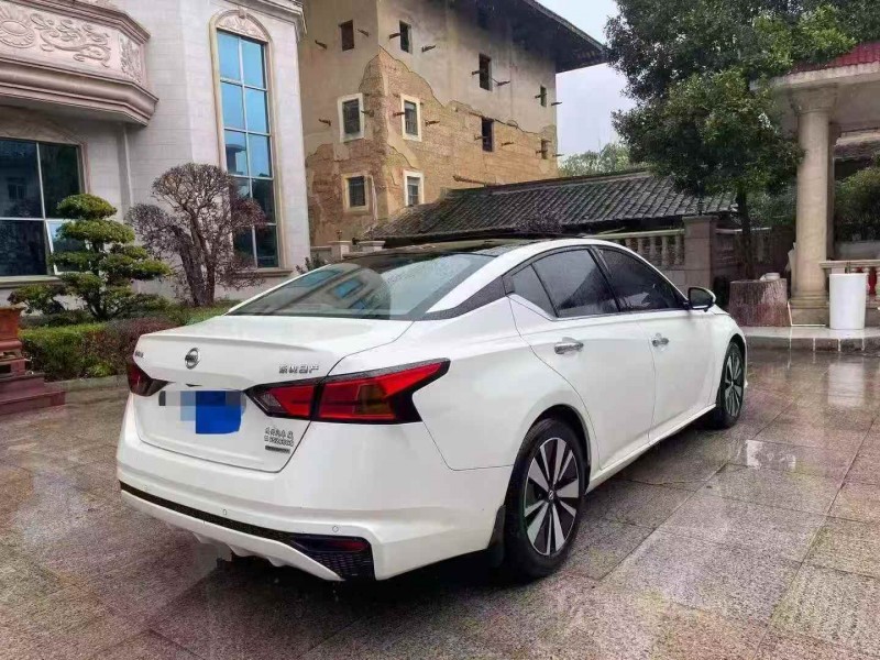 湛江21年日产天籁8