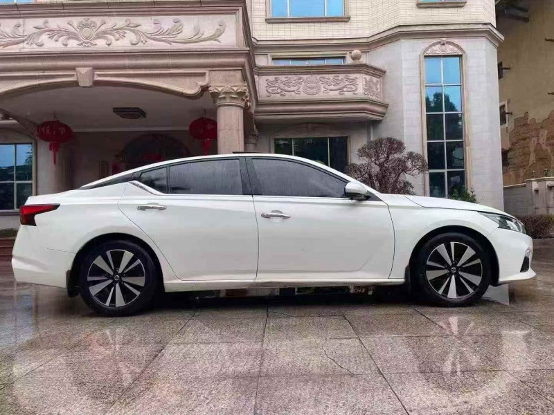 湛江21年日产天籁9