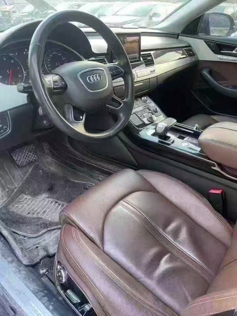 菏泽18年奥迪A8L4