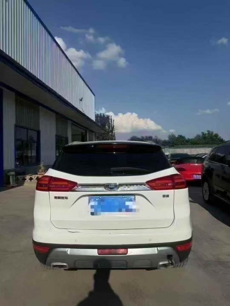 菏泽16年吉利博越9