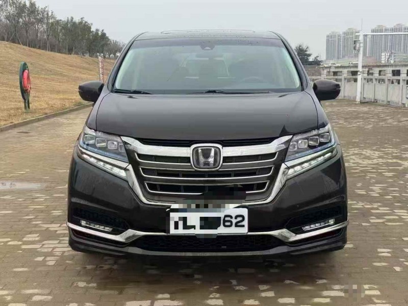 新乡20年本田艾力绅1