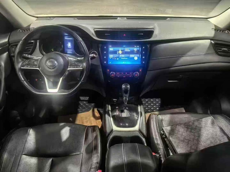 邯郸19年日产奇骏6