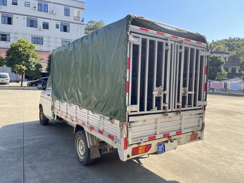 中山25年五菱汽车荣光4