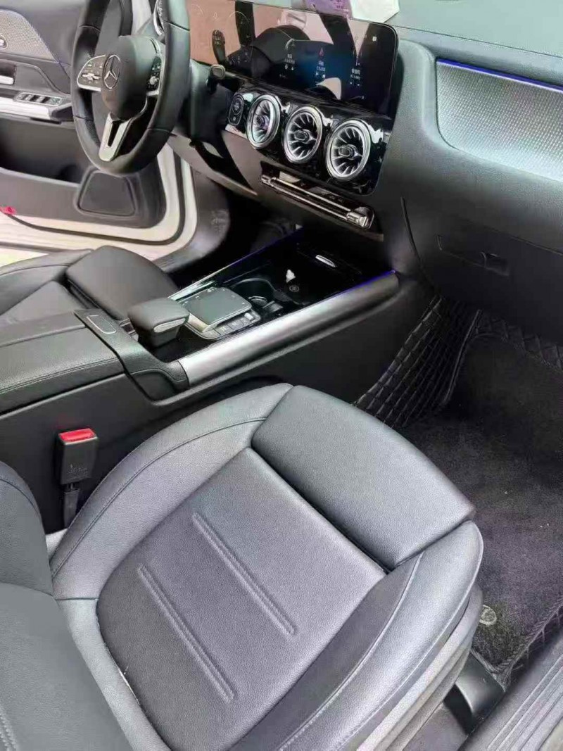 淮安24年奔驰GLA4