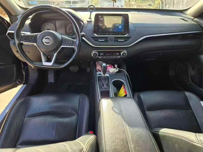 淮安20年日产天籁5