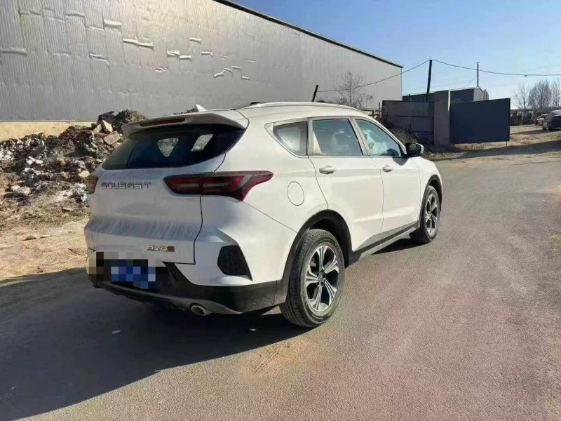 保定23年东南汽车DX86