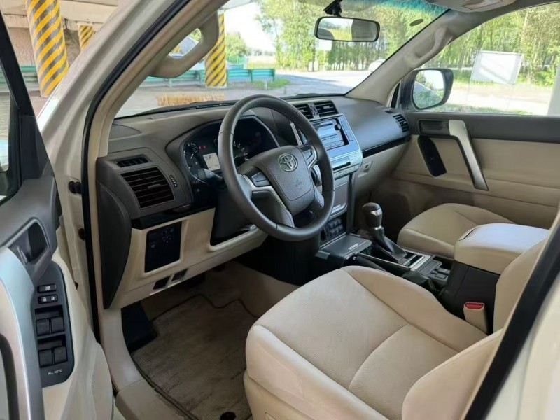 松原25年丰田普拉多4