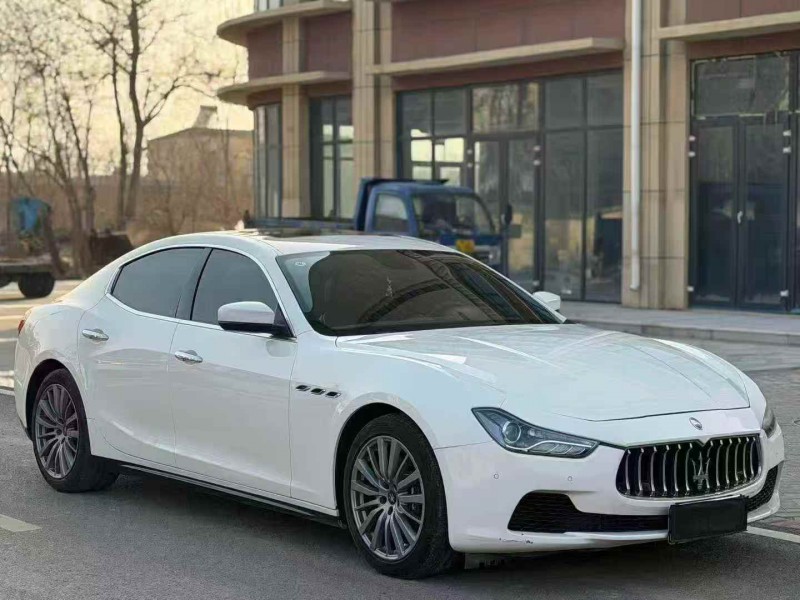 潍坊16年玛莎拉蒂Ghibli2