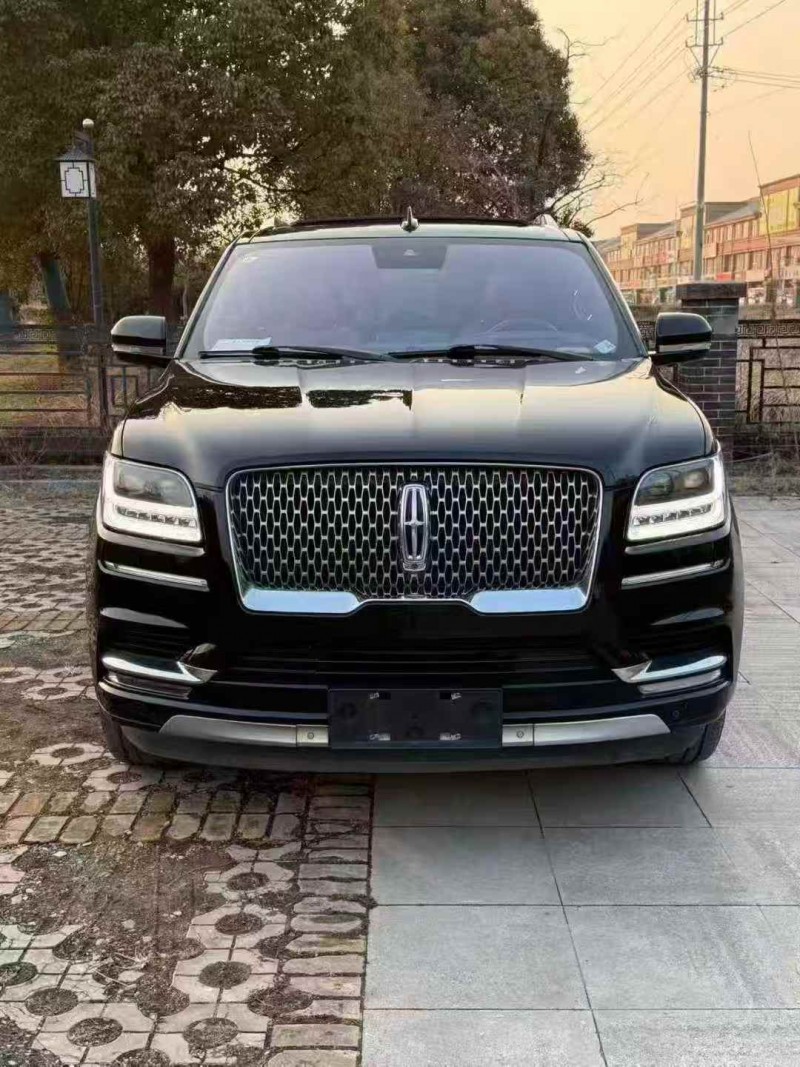 苏州19年林肯领航员1