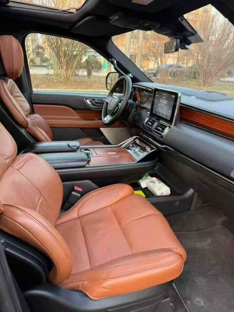 苏州19年林肯领航员7