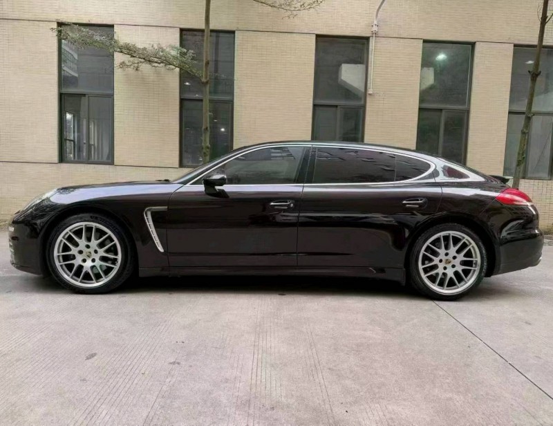 佛山15年保时捷帕拉梅拉3