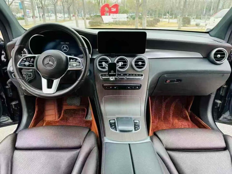 青岛21年奔驰GLC4