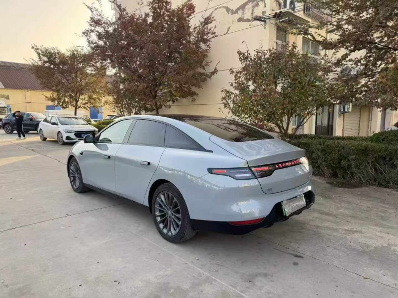 徐州24年零跑汽车C012