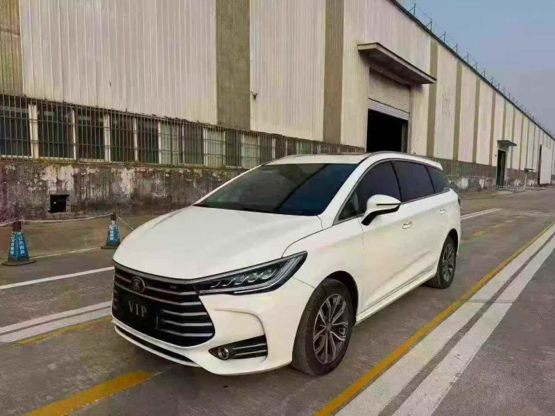 菏泽19年比亚迪宋MAX2