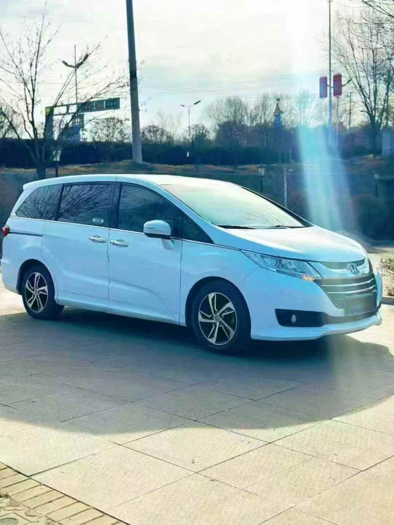 忻州18年本田奥德赛2