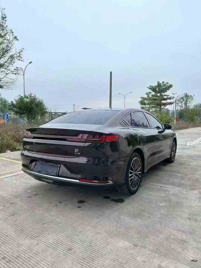 防城港21年比亚迪汉DM9