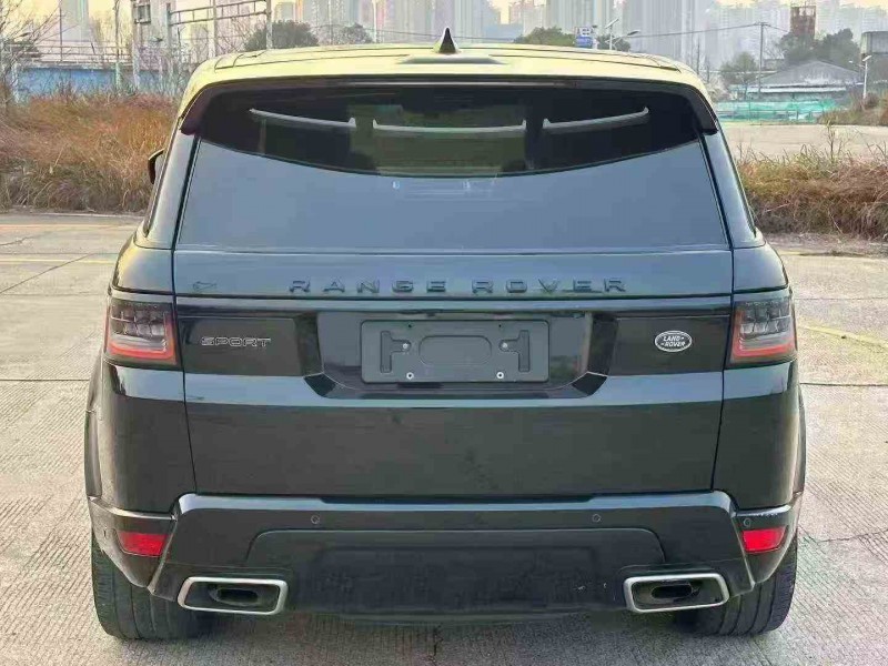 常德21年路虎揽胜运动9