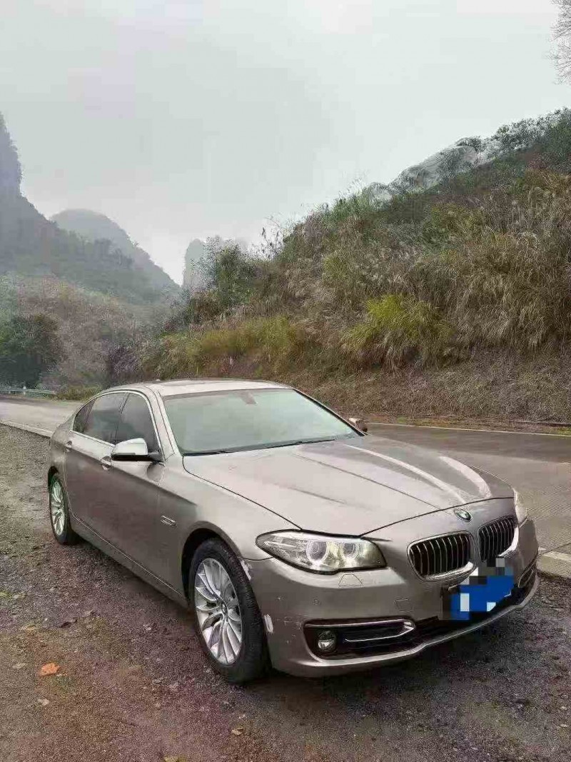 钦州15年宝马5系3