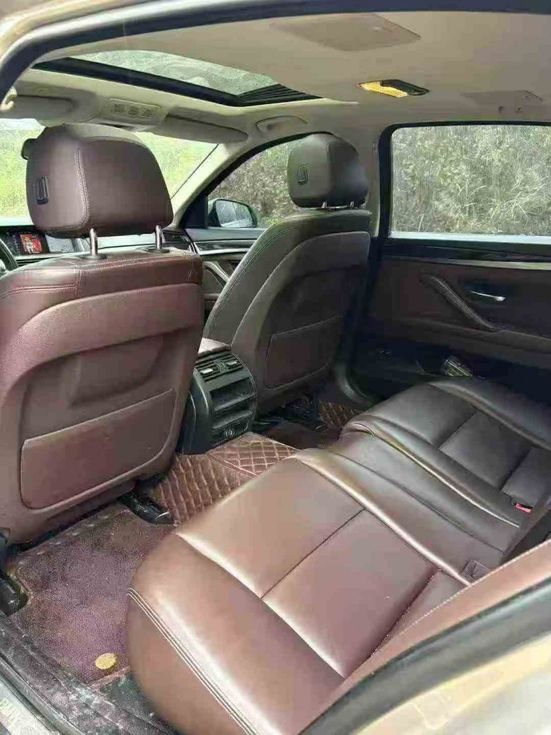 钦州15年宝马5系4