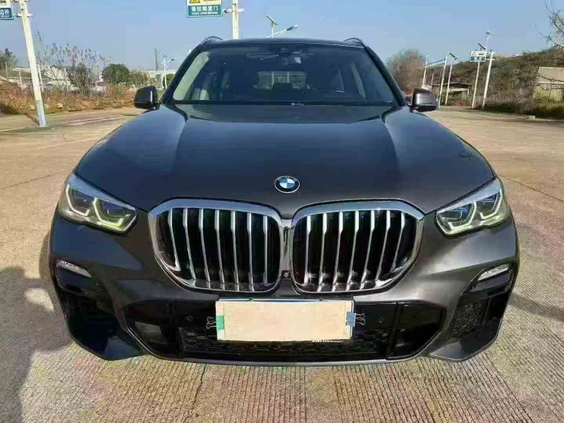 常德20年宝马X51