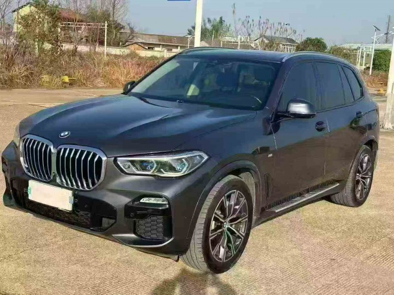 常德20年宝马X52