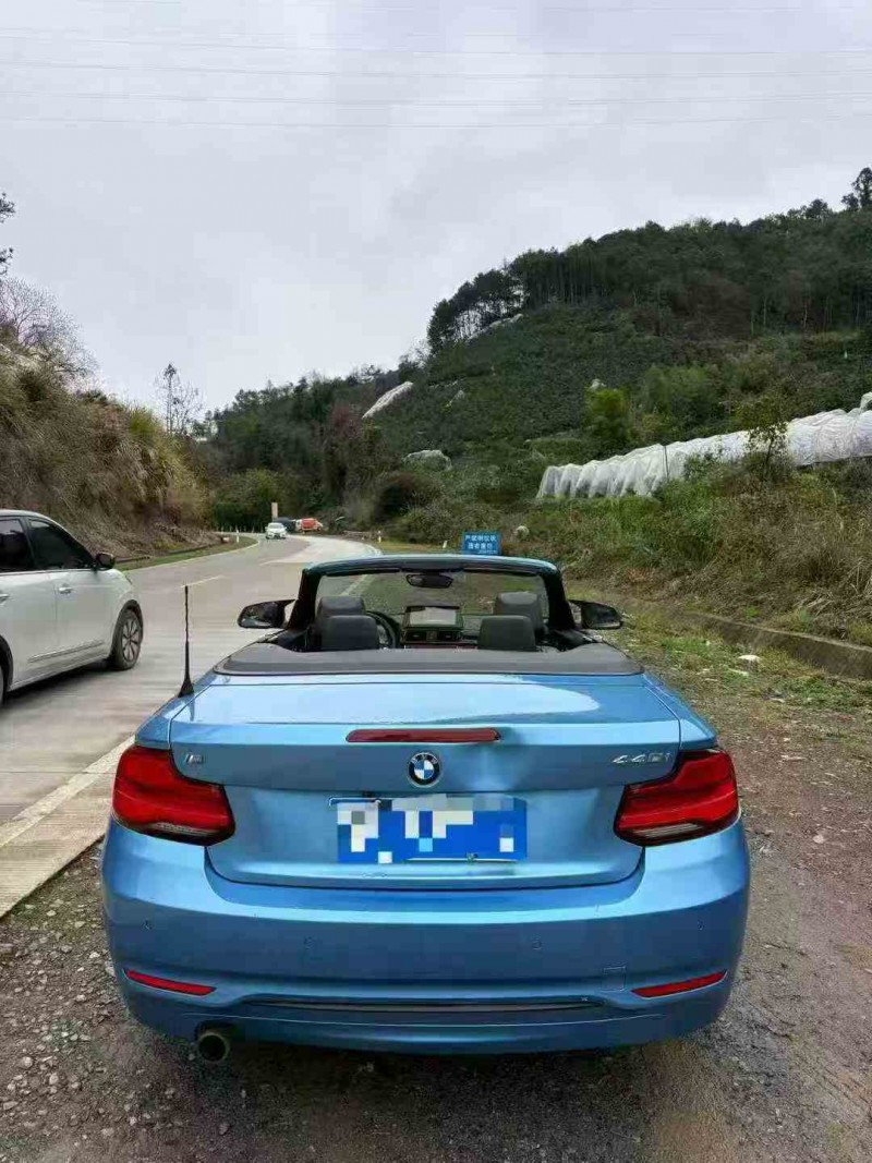 防城港18年宝马2系9