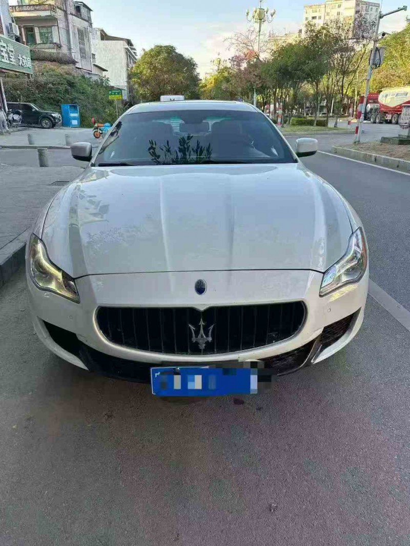 贵港15年玛莎拉蒂总裁1